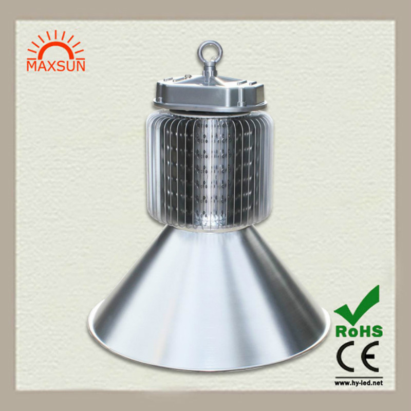 深圳工矿灯厂家100W工矿灯明纬电源鳍片工矿灯质保3年鳞片工矿灯LED工矿灯